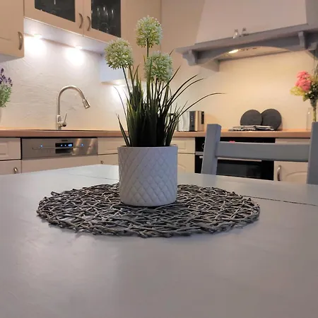 Апартаменты - Tweete Tohuus - Im Herzen Der Lueneburger Heide Зольтау